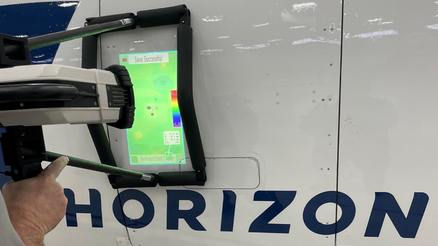 8tree dentCHECK Dent inspection within seconds